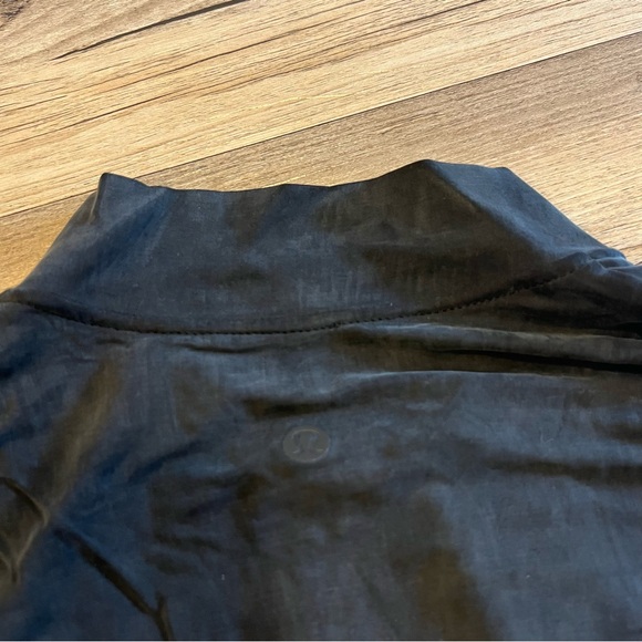 Lululemon Jacket - Picture 4 of 4